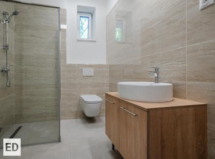 Koupelna a WC | Prodej bytu, 3+kk, 74,3 m²