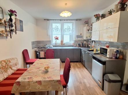 17.jpeg | Prodej - dům/vila, 200 m²