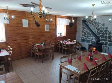 29c019ee-4921-47c7-b331-f2f338692db0.jpg | Prodej - dům/vila, 284 m²