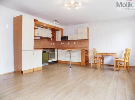 kuchyně patro2.jpg | Prodej - dům/vila, 245 m²