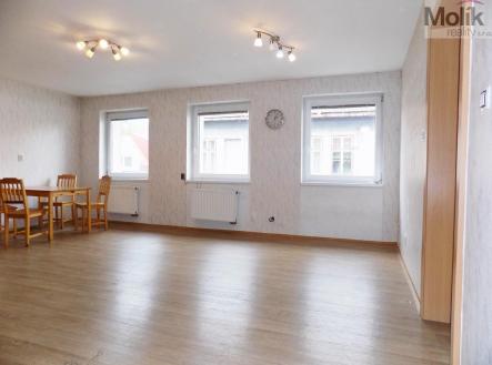 jídelna patro.jpg | Prodej - dům/vila, 245 m²