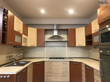 8_kuchyn (1).jpeg | Prodej bytu, 5+1, 127 m²