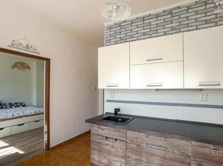 4 kuchyně 2 (2).jpg | Pronájem bytu, 2+1, 52 m²