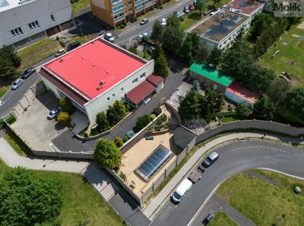 Prodej - komerční objekt, jiný, 1 100 m² obrázek