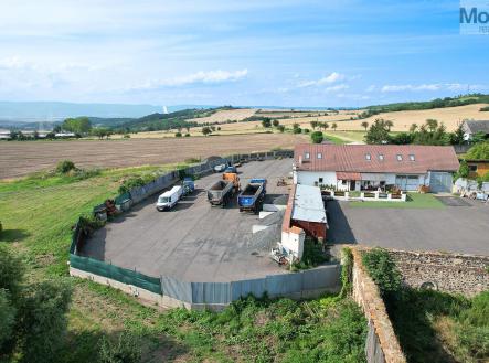 dji_fly_20240719_171540_596_1721402411913_photo.jpg | Pronájem - pozemek pro komerční výstavbu, 2 022 m²