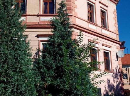 2F43C642-0390-44B8-B087-736BBC53D498.jpeg | Prodej - restaurace, 1 517 m²