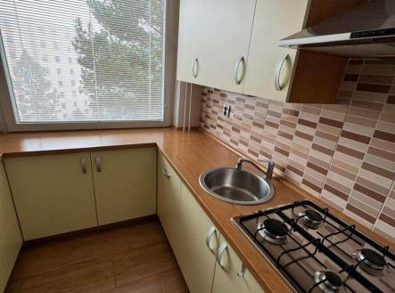 f2070ff3-8079-449c-9e44-d7cc99035016.jpg | Prodej bytu, 3+1, 67 m²