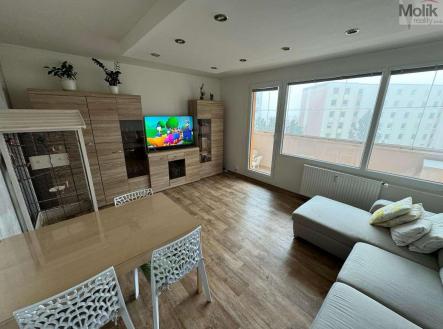 f6ec4339-3160-4e9f-a402-6425c0063eae.jpg | Prodej bytu, 3+1, 67 m²