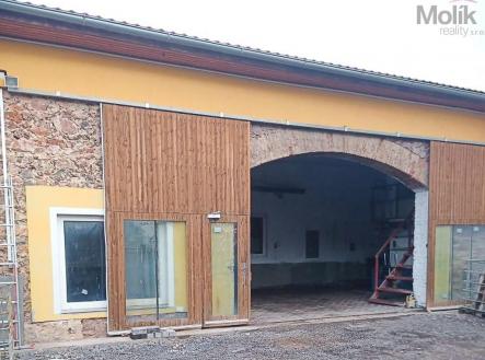 Pronájem - komerční objekt, průmyslový areál, 117 m² obrázek