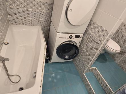 WhatsApp Image 2025-04-24 at 12.02.22 (3).jpeg | Prodej bytu, 4+1, 68 m²