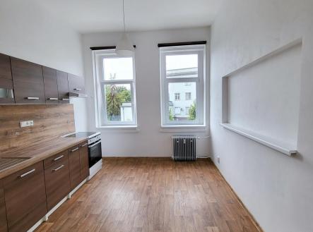 61286d05-673c-4e43-9430-ac71d75f6152.jpg | Pronájem bytu, 2+1, 70 m²