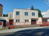 Prodej - dům/vila, 296 m²