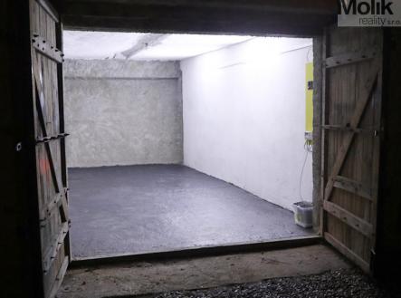 GARAZ_obrnice_02.jpg | Prodej - malý objekt/garáž