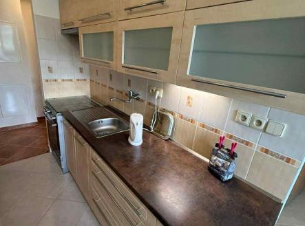 Pronájem bytu, 3+1, 63 m²