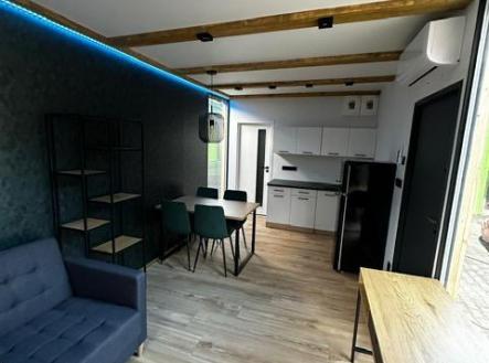 82a26d18-482a-4552-b073-2a7cfd41ed9d.JPG | Prodej - malý objekt/garáž