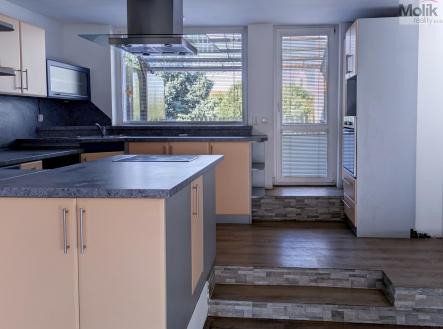 PXL_20251003_131707353.jpg | Prodej - dům/vila, 222 m²