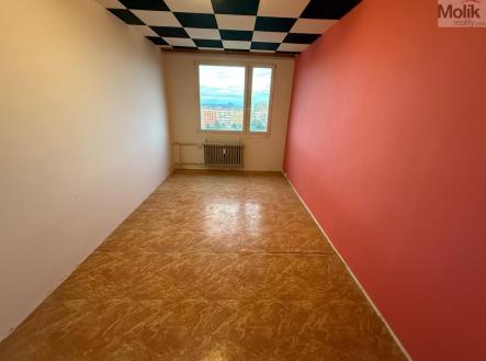 10_PHOTO-2025-10-06-06-11-35.jpg | Prodej bytu, 3+1, 69 m²