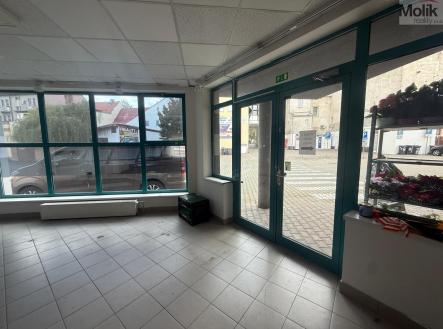 Obrázek WhatsApp, 2025-10-20 v 10.52.36_037dc860.jpg | Pronájem - obchodní prostor, 204 m²