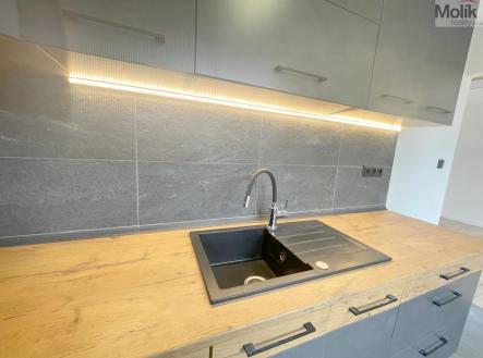 IMG_4360.jpeg | Pronájem bytu, 2+1, 56 m²