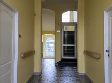 WhatsApp Image 2024-09-24 at 14.18.44 (2).jpeg | Pronájem - komerční objekt, administrativní budova, 140 m²