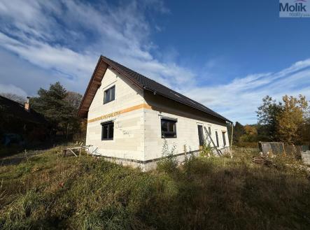 69e795b3-074c-4401-800a-8b8c1bc029f0.JPG | Prodej - dům/vila, 292 m²