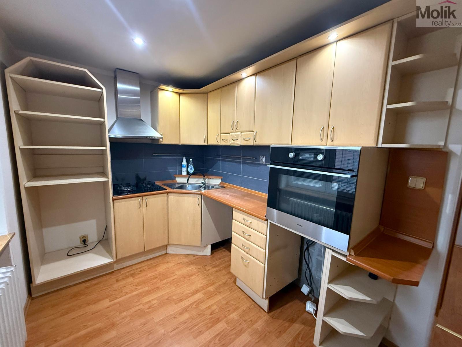 WhatsApp Image 2025-12-17 at 10.49.15 (6).jpeg