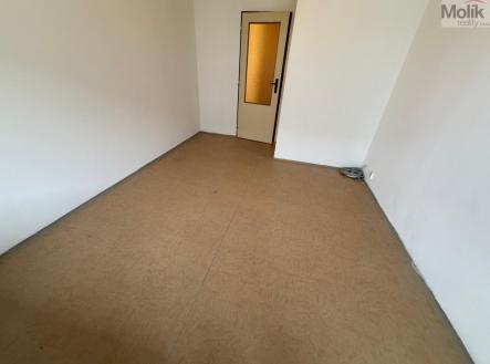 4_PHOTO-2025-11-06-08-56-08.jpg | Prodej bytu, 3+1, 68 m²