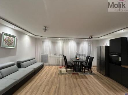 IMG-20251106-WA0008.jpg | Prodej bytu, 3+1, 69 m²