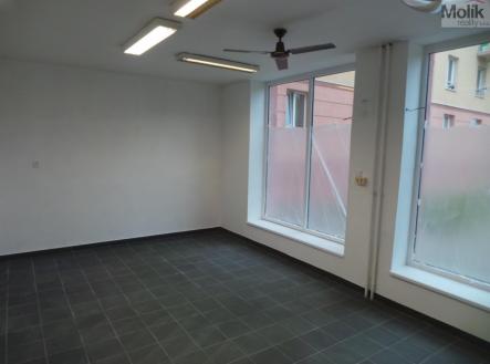 20241014_173046.JPG | Prodej - obchodní prostor, 55 m²