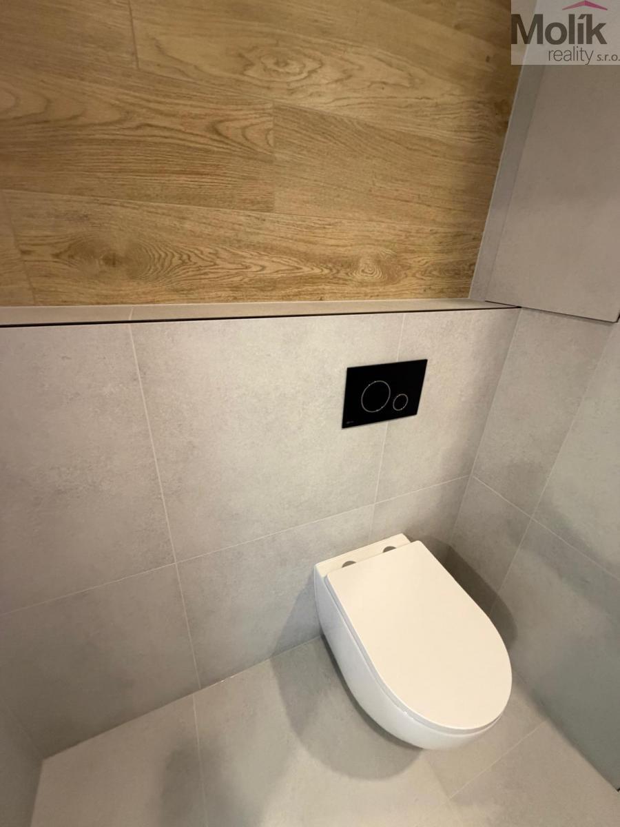 WhatsApp Image 2026-03-08 at 19.28.00 (4).jpeg