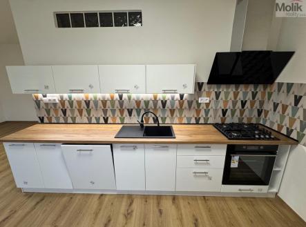 IMG_1274.jpg | Pronájem bytu, 2+1, 53,5 m²