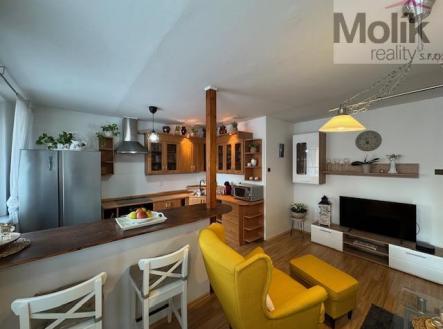 IMG_0341.jpeg | Prodej bytu, 3+1, 77 m²