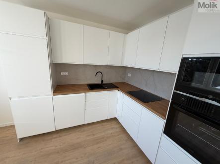 WhatsApp Image 2026-01-19 at 13.12.19 (21).jpeg | Prodej bytu, 3+1, 64 m²