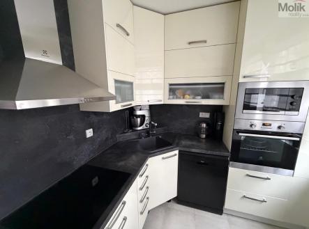 Prodej bytu, 4+1, 85 m² obrázek