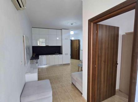 8ac17421-a146-41ff-852d-015dab0d484f.jpeg | Prodej bytu, 2+kk, 68 m²