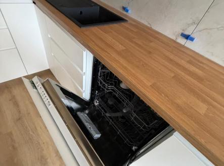 WhatsApp Image 2026-02-02 at 08.43.06 (4).jpeg | Prodej bytu, 3+1, 68 m²