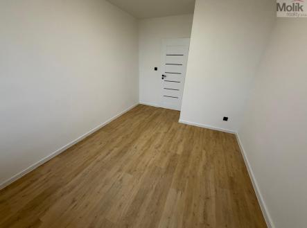 WhatsApp Image 2026-02-02 at 08.43.07 (3).jpeg | Prodej bytu, 3+1, 68 m²