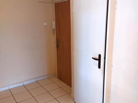 ch1.jpg | Prodej bytu, 2+1, 56 m²