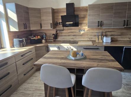 WhatsApp Image 2026-02-25 at 16.38.00.jpeg | Prodej - dům/vila, 452 m²