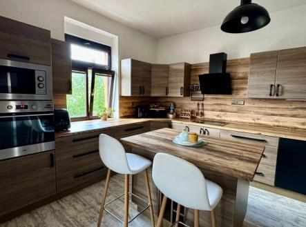 WhatsApp Image 2026-02-25 at 11.48.48 (2).jpeg | Prodej - dům/vila, 452 m²