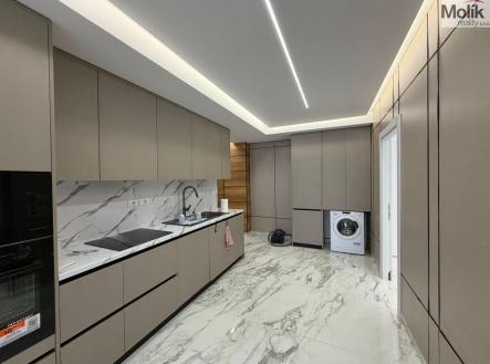 38456ad7-7556-4a4e-b76a-421ab24372f0.jpeg | Prodej bytu, 3+kk, 98 m²