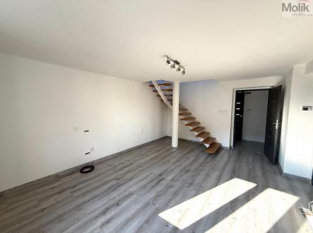 WhatsApp Image 2026-03-05 at 08.05.08 (2).jpeg | Pronájem bytu, 3+1, 100 m²