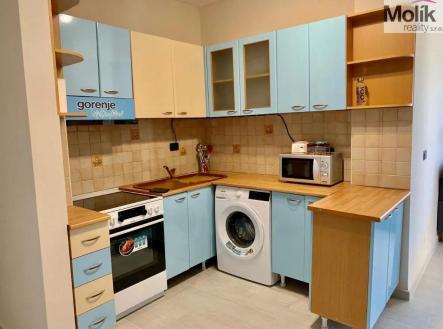 caa250ce-8461-4b21-9a79-ee987e352f97.jpeg | Prodej bytu, 2+kk, 63 m²