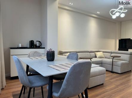 449c68ff-7caf-46b5-a7e4-dfe1c4327883.jpeg | Prodej bytu, 2+kk, 65 m²