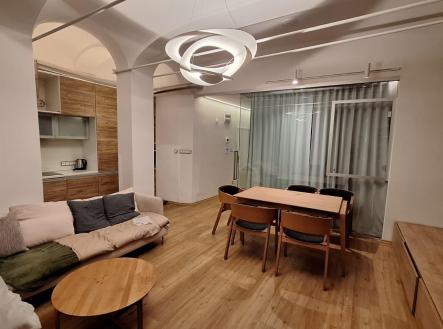 25.jpeg | Prodej - dům/vila, 425 m²