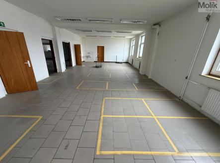 WhatsApp Image 2026-03-15 at 11.53.56 (1).jpeg | Pronájem - skladovací prostor, 1 150 m²