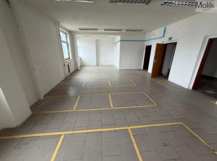 WhatsApp Image 2026-03-15 at 11.53.56.jpeg | Pronájem - skladovací prostor, 1 150 m²