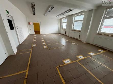 WhatsApp Image 2026-03-15 at 11.53.56 (3).jpeg | Pronájem - skladovací prostor, 1 150 m²