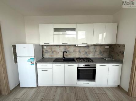 WhatsApp Image 2026-03-24 at 13.54.52 (5).jpeg | Pronájem bytu, 3+1, 64 m²