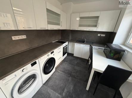 WhatsApp Image 2026-04-04 at 18.58.02 (21).jpeg | Prodej bytu, 3+1, 75 m²